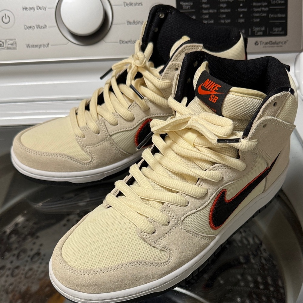 Nike SB Dunk High - Giants